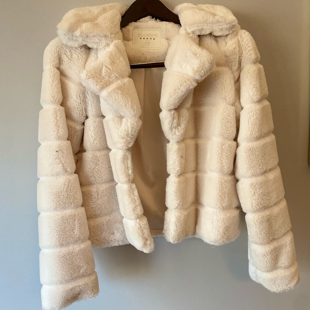 Blank NYC Like New Women's Cream Faux Fur Jacket Coat Size XS